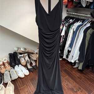 Laundry By Shelli Segal Black Ruched Halter Maxi Dress